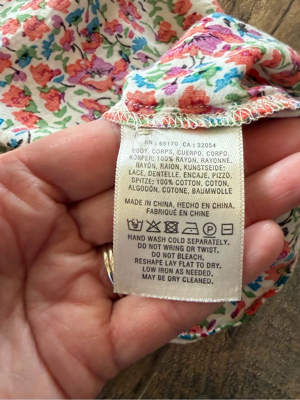 Anthropologie Maeve Hiver Floral
Print Lace Peasant Blouse - Picture 8 of 9